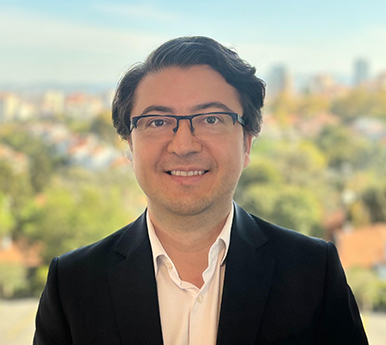 Uğur Özker